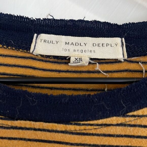 Stripped truly madly deeply urban outfitters tee - Picture 2 of 3
